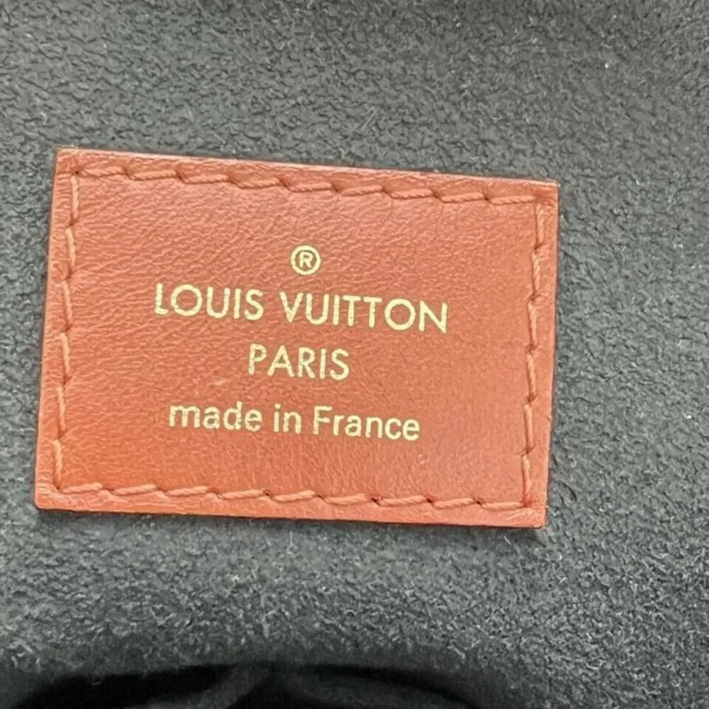 Louis Vuitton delivery duty